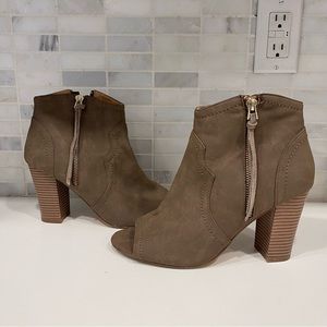 Open toe booties with side zip